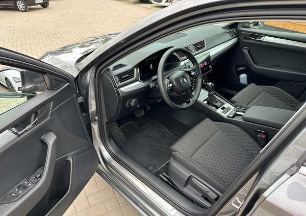 Skoda Superb cena 129000 przebieg: 19000, rok produkcji 2023 z Krzywiń małe 781